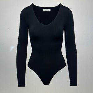 Aritzia Contour Bodysuit